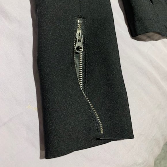 Black blazer - Picture 4 of 7